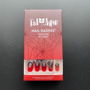 Red Aspen nail dashes